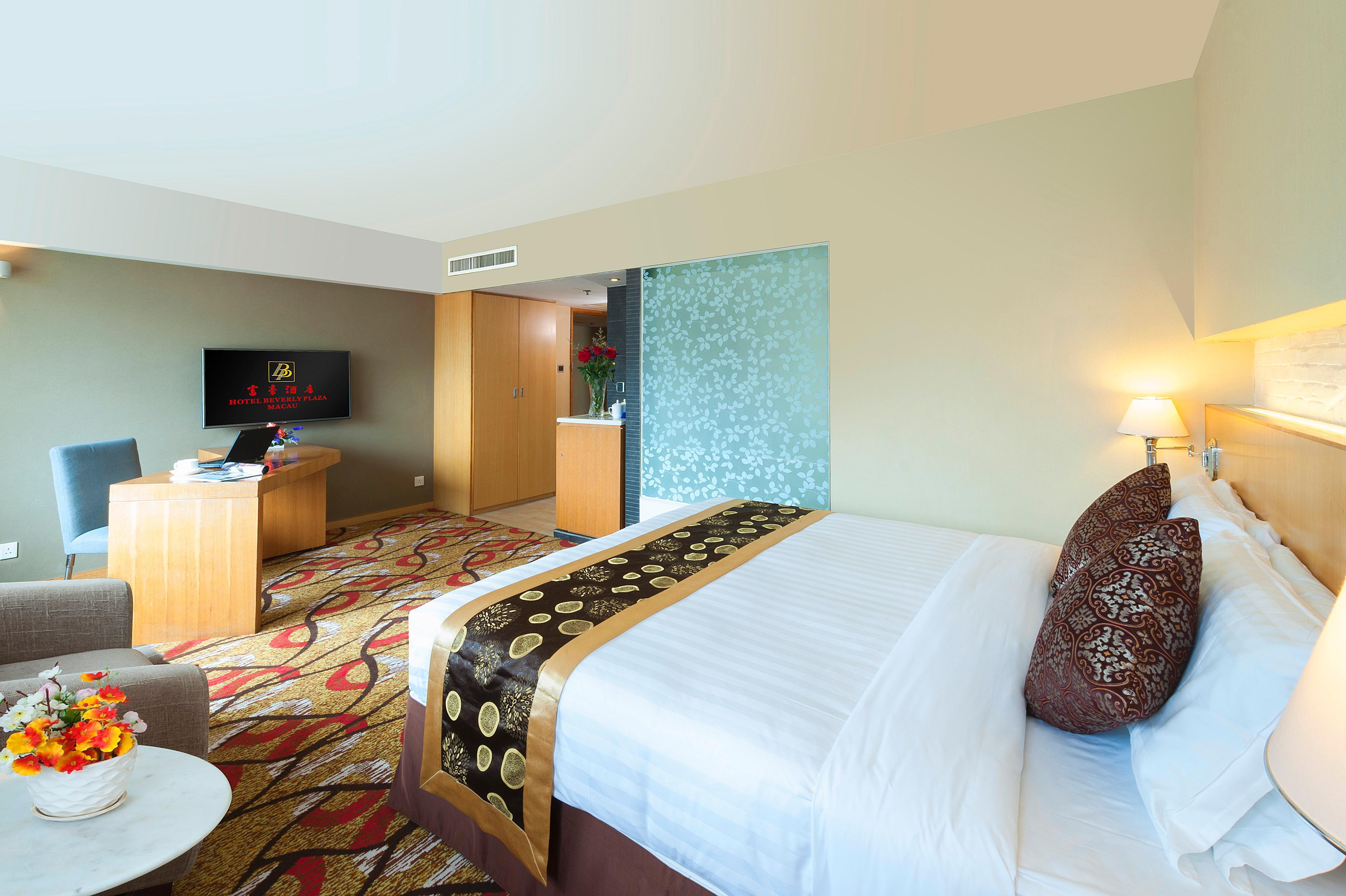 Hotel Beverly Plaza Macau Exterior photo