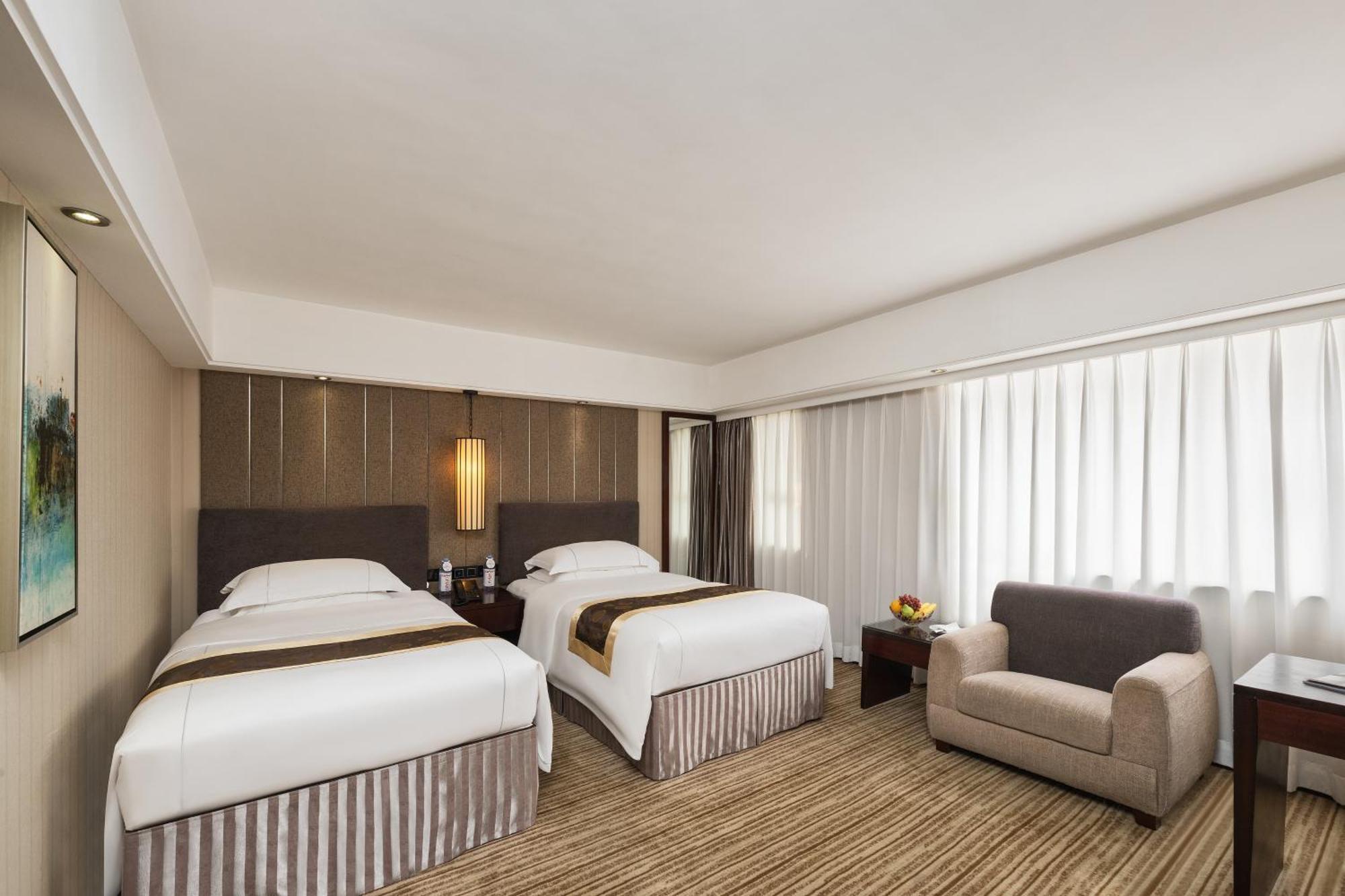 Hotel Beverly Plaza Macau Exterior photo
