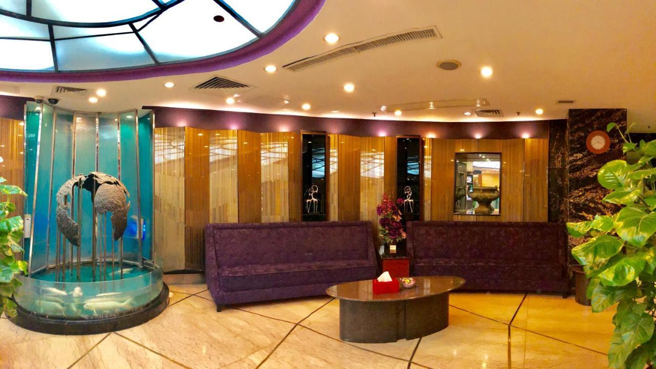 Hotel Beverly Plaza Macau Exterior photo